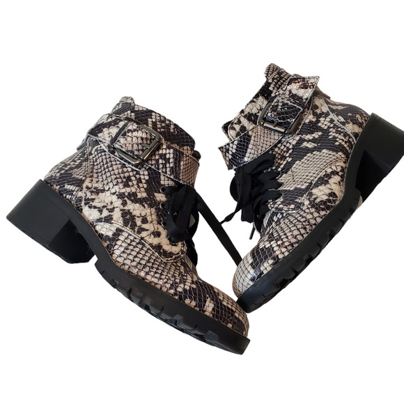BCBGENERATION | Snakeskin Leather Ankle Boots Moto Combat Biker Chunky Size 8 - Picture 3 of 14